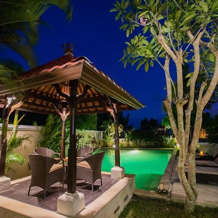 Teras Villa Jimbaran  Luaran gambar