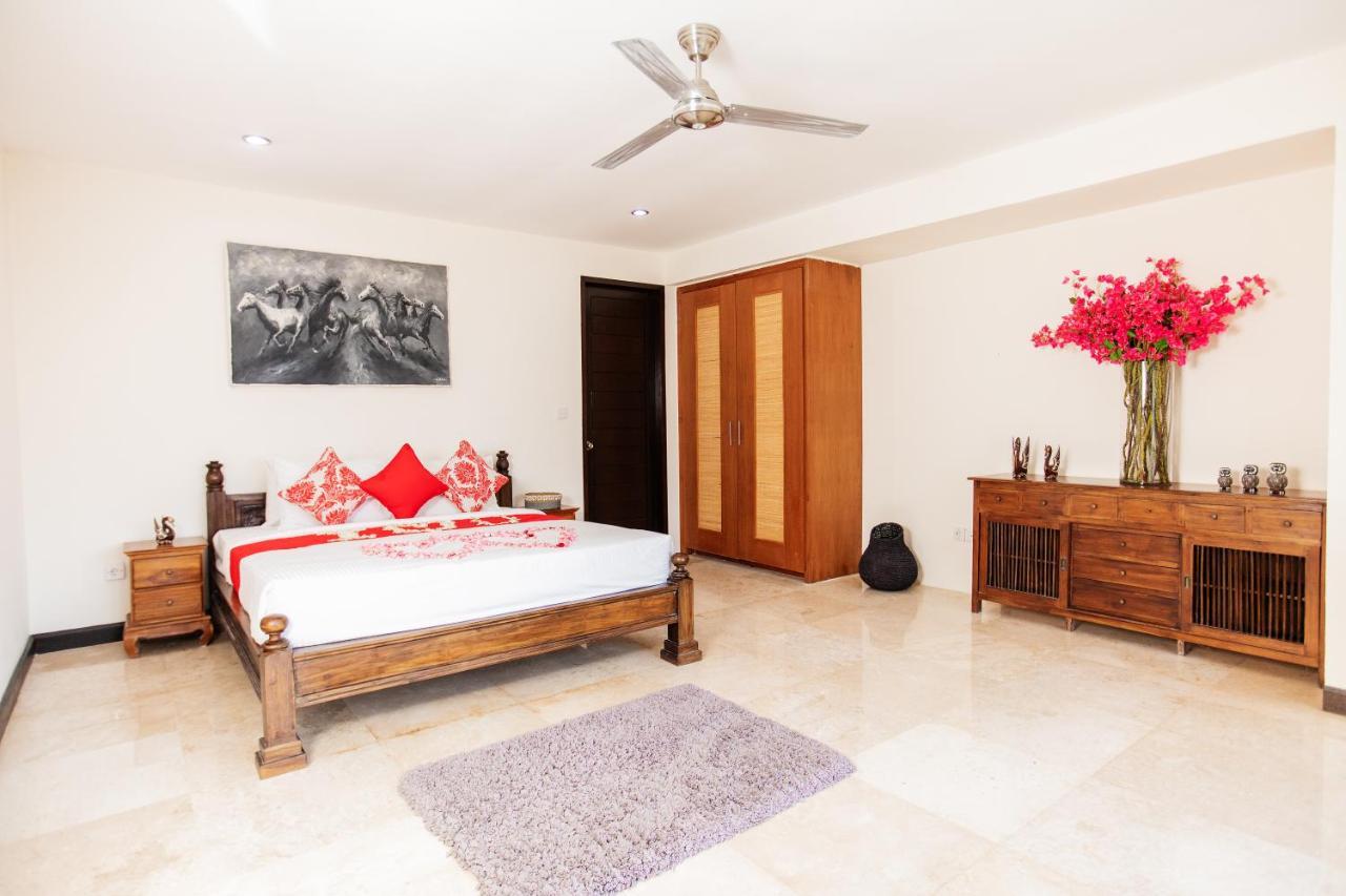 Teras Villa Jimbaran  Luaran gambar