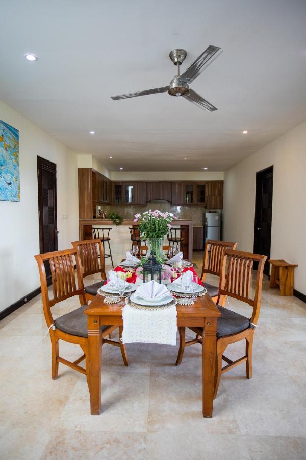 Teras Villa Jimbaran  Luaran gambar