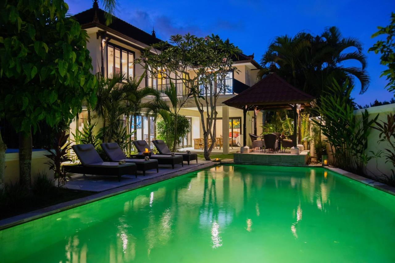 Teras Villa Jimbaran  Luaran gambar