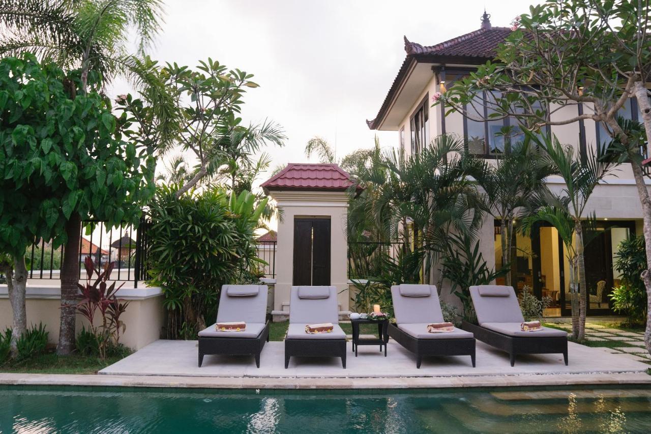 Teras Villa Jimbaran  Luaran gambar
